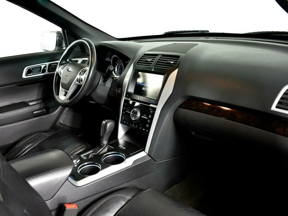Ford Explorer, 3.5 л, АТ, 2012 фото 7