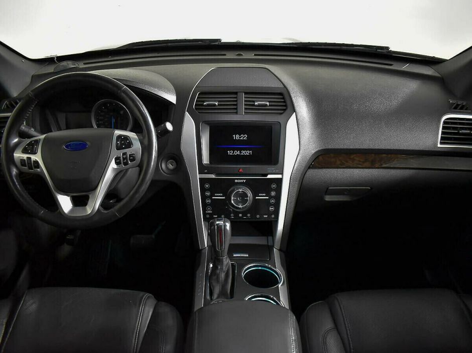 Ford Explorer, 3.5 л, АТ, 2012 фото 10