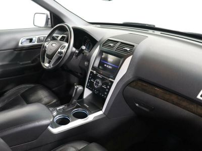 Ford Explorer, 3.5 л, АКПП, 2012 фото 8