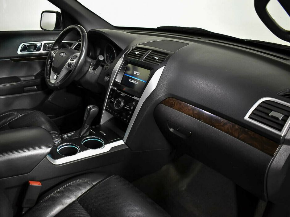 Ford Explorer, 3.5 л, АТ, 2013 фото 11
