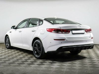 Kia Optima, 2.0 л, АКПП, 2019 фото 6