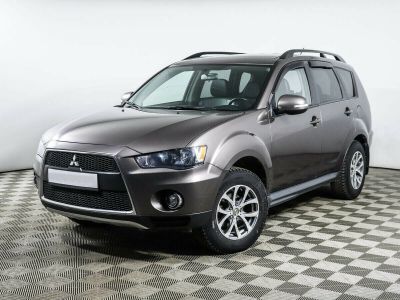 Mitsubishi Outlander, 2.0 л, CVT, 2011 фото 3