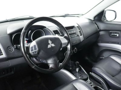 Mitsubishi Outlander, 2.0 л, CVT, 2011 фото 9