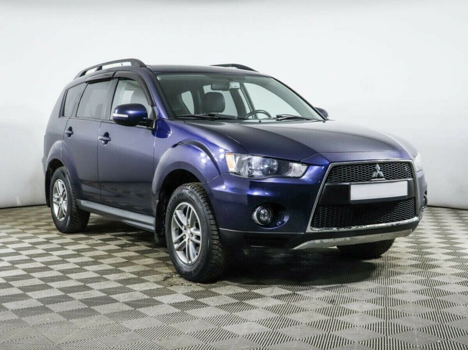 Mitsubishi Outlander, 2.0 л, Вариатор, 2011 фото 4