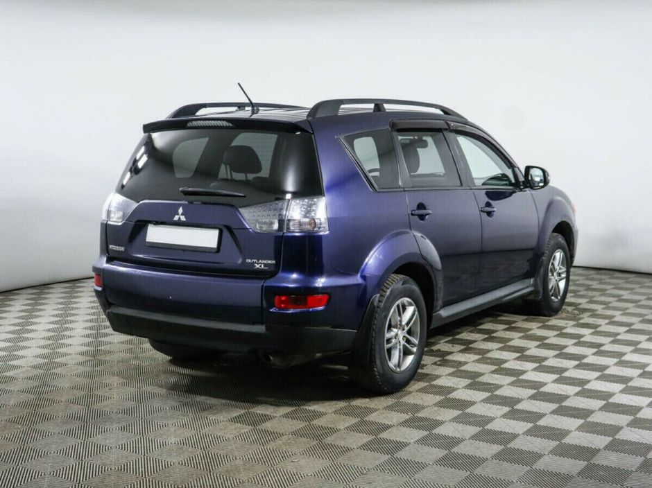 Mitsubishi Outlander, 2.0 л, Вариатор, 2011 фото 5
