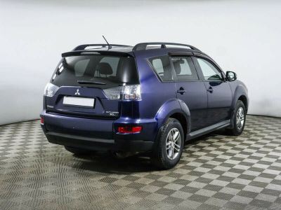 Mitsubishi Outlander, 2.0 л, CVT, 2011 фото 5