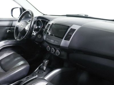 Mitsubishi Outlander, 2.0 л, CVT, 2011 фото 8