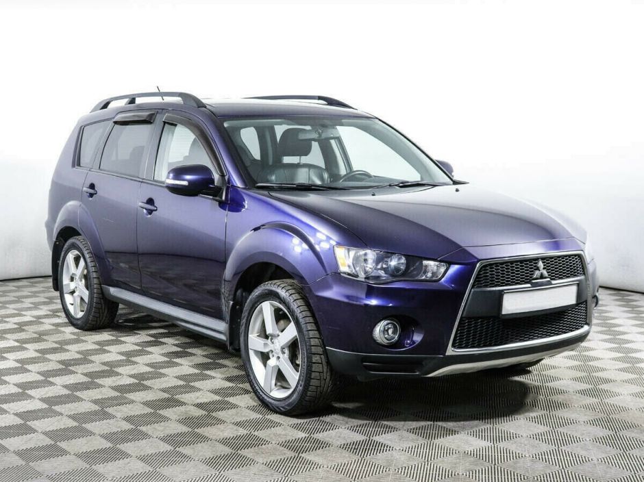 Mitsubishi Outlander, 2.0 л, Вариатор, 2011 фото 4