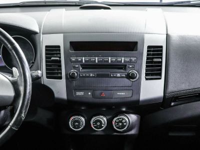 Mitsubishi Outlander, 2.0 л, CVT, 2011 фото 8