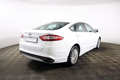 Ford Mondeo, 2.0 л, АКПП, 2014 фото 4