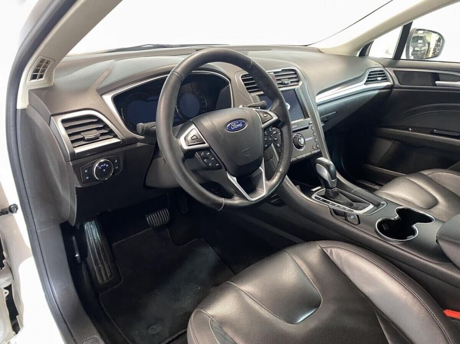Ford Mondeo, 2.0 л, АТ, 2015 фото 7