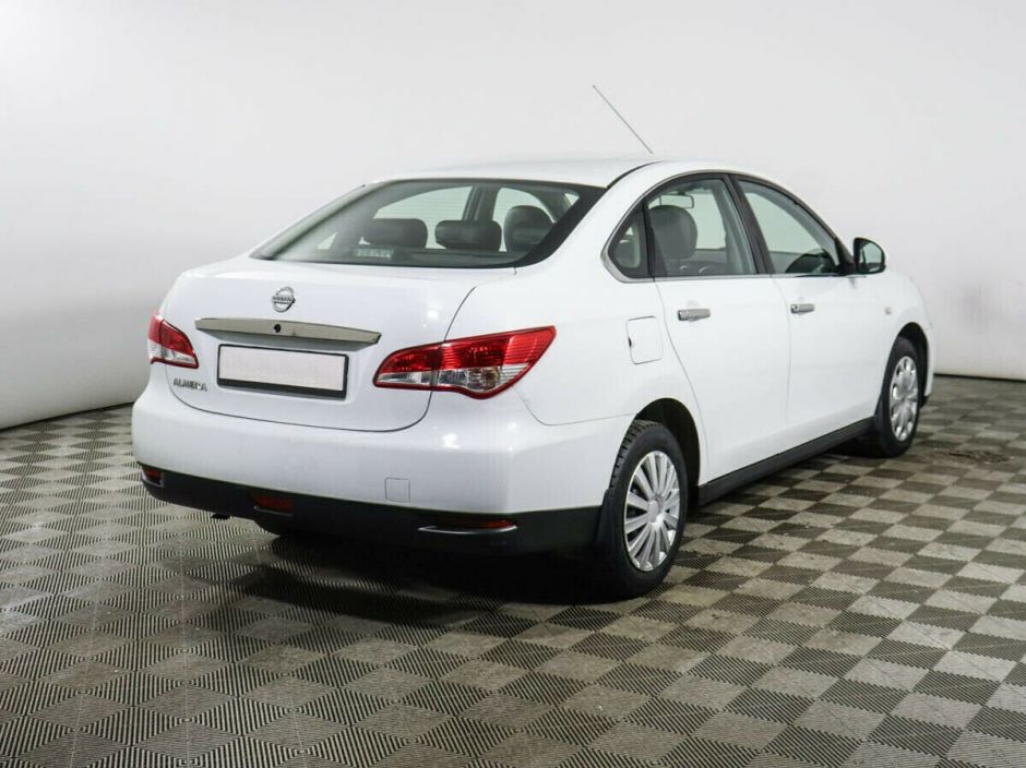 Nissan Almera, 1.6 л, АТ, 2015 фото 6
