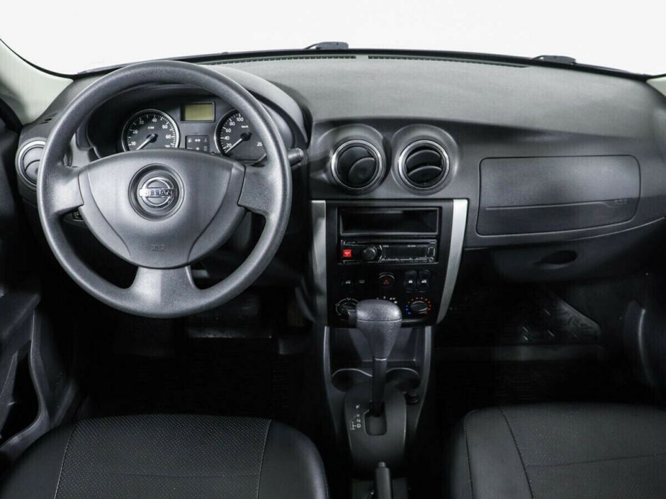 Nissan Almera, 1.6 л, АТ, 2015 фото 7