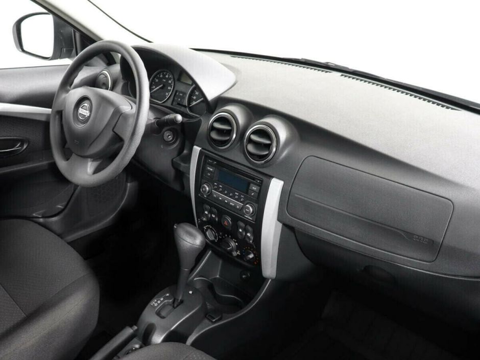 Nissan Almera, 1.6 л, АТ, 2017 фото 2