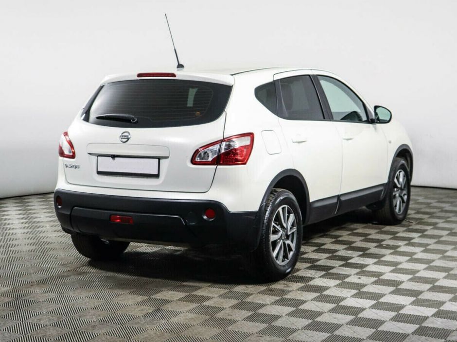Nissan Qashqai, 1.6 л, Вариатор, 2013 фото 5