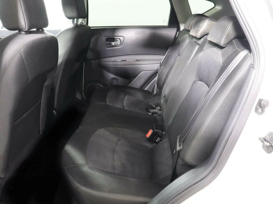 Nissan Qashqai, 1.6 л, Вариатор, 2013 фото 2