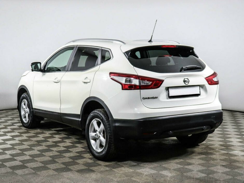 Nissan Qashqai, 2.0 л, Вариатор, 2014 фото 6
