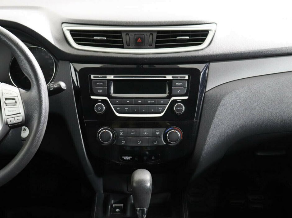 Nissan Qashqai, 2.0 л, Вариатор, 2015 фото 2