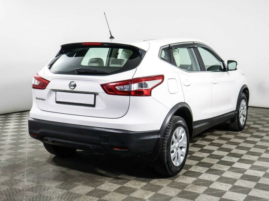 Nissan Qashqai, 2.0 л, Вариатор, 2016 фото 5