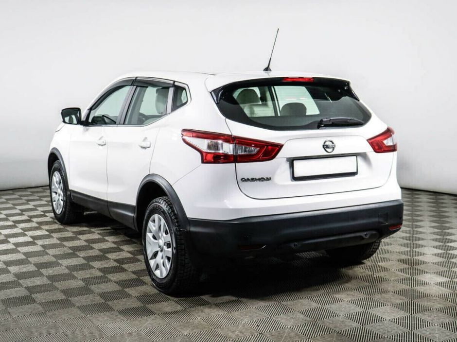 Nissan Qashqai, 2.0 л, Вариатор, 2016 фото 6