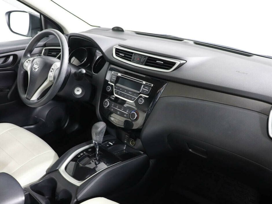 Nissan Qashqai, 2.0 л, Вариатор, 2016 фото 2