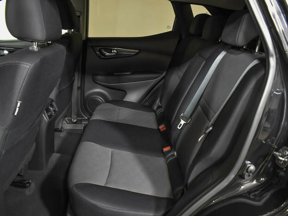 Nissan Qashqai, 2.0 л, Вариатор, 2017 фото 2