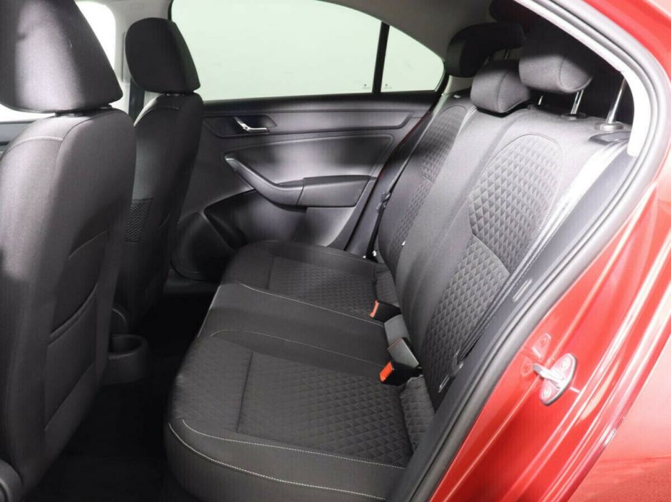 Skoda Rapid, 1.6 л, АТ, 2017 фото 1