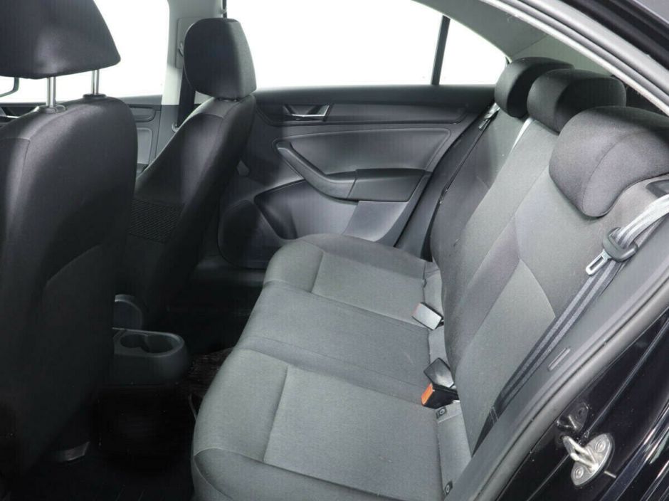 Skoda Rapid, 1.6 л, МТ, 2018 фото 2