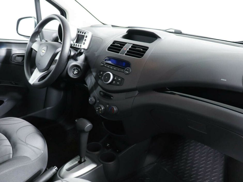 Chevrolet Spark, 1.0 л, АТ, 2012 фото 9