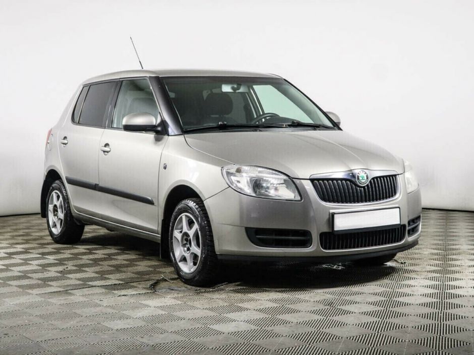 Skoda Fabia, 1.4 л, МТ, 2010 фото 5