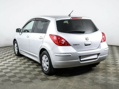 Nissan Tiida, 1.6 л, АКПП, 2012 фото 6