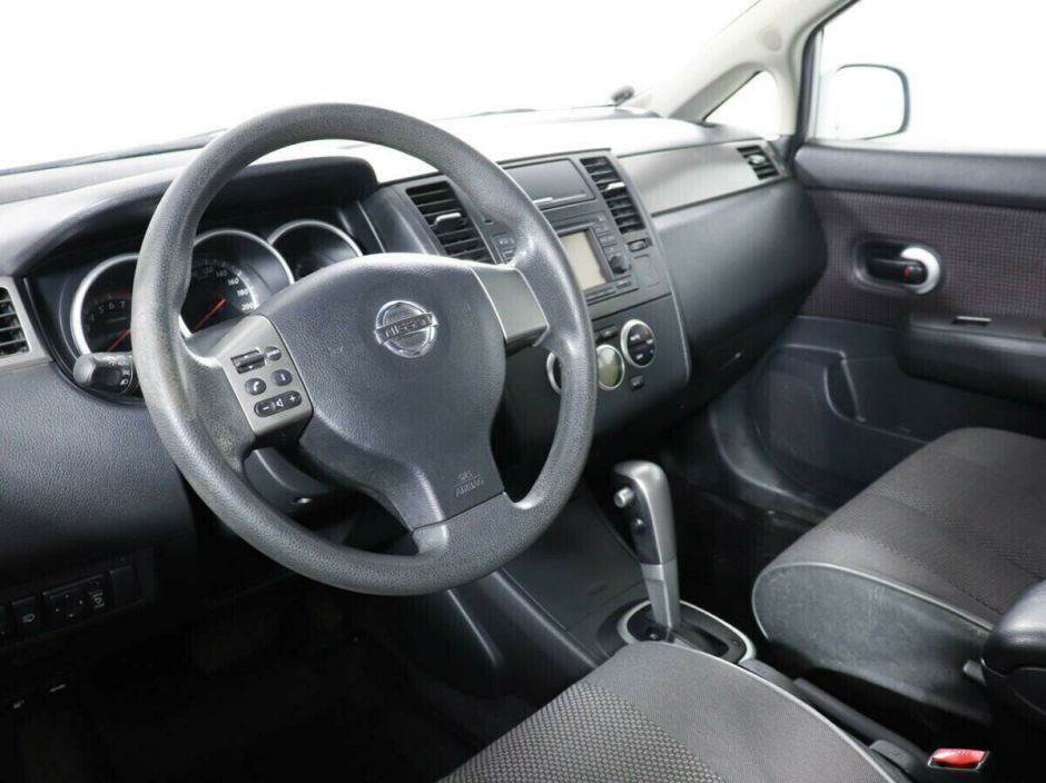 Nissan Tiida, 1.6 л, АТ, 2013 фото 7