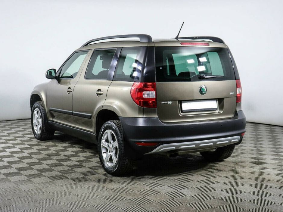 Skoda Yeti, 1.2 л, Робот, 2012 фото 6