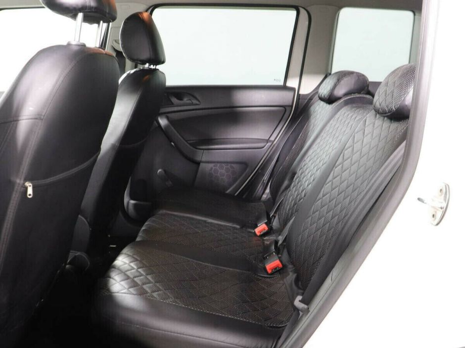 Skoda Yeti, 1.2 л, Робот, 2012 фото 8