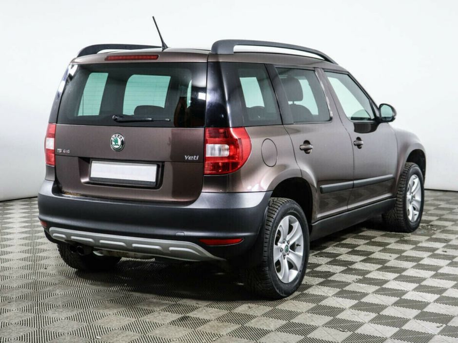 Skoda Yeti, 1.8 л, Робот, 2013 фото 4