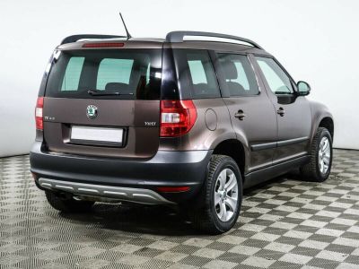 Skoda Yeti, 1.8 л, РКПП, 2013 фото 4