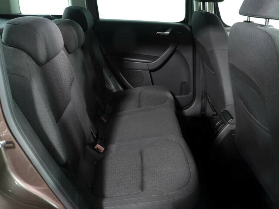 Skoda Yeti, 1.8 л, Робот, 2013 фото 8