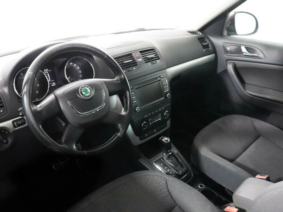 Skoda Yeti, 1.8 л, Робот, 2013 фото 1