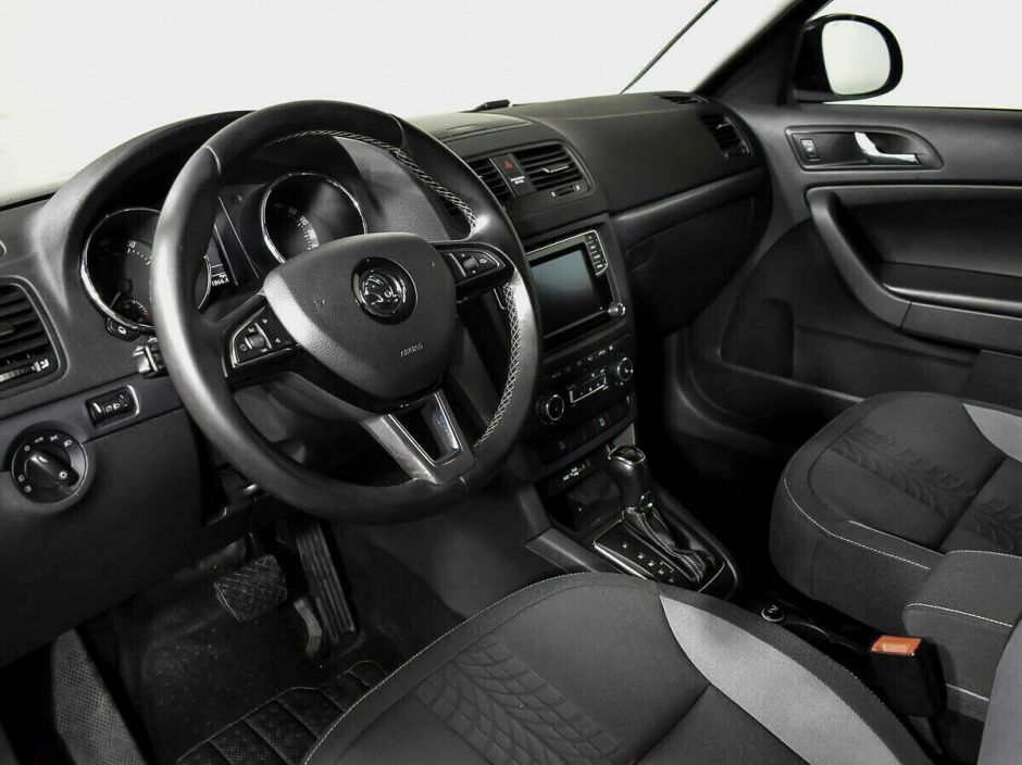 Skoda Yeti, 1.4 л, Робот, 2015 фото 7