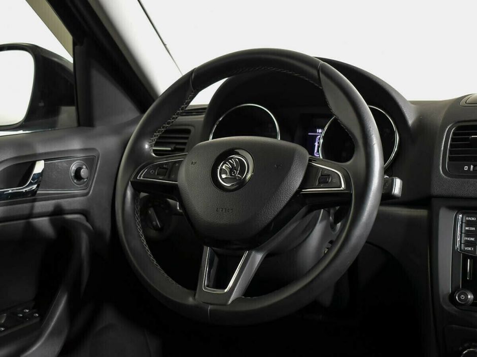 Skoda Yeti, 1.4 л, Робот, 2015 фото 8