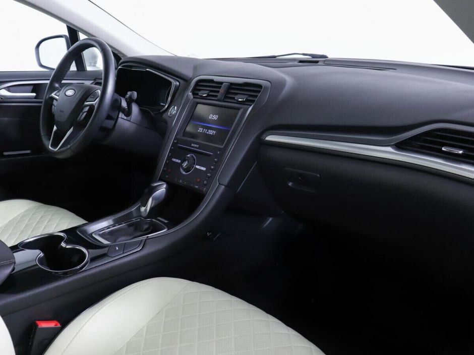 Ford Mondeo, 2.5 л, АТ, 2017 фото 2