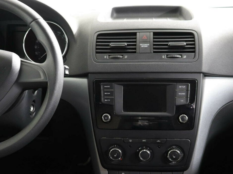 Skoda Yeti, 1.6 л, АТ, 2016 фото 8