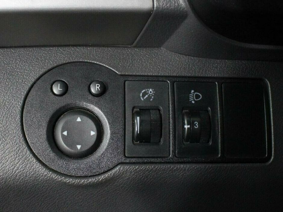 Chery Tiggo (T11), 1.9 л, Робот, 2015 фото 9