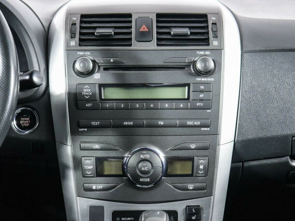 Toyota Corolla, 1.6 л, АТ, 2010 фото 1