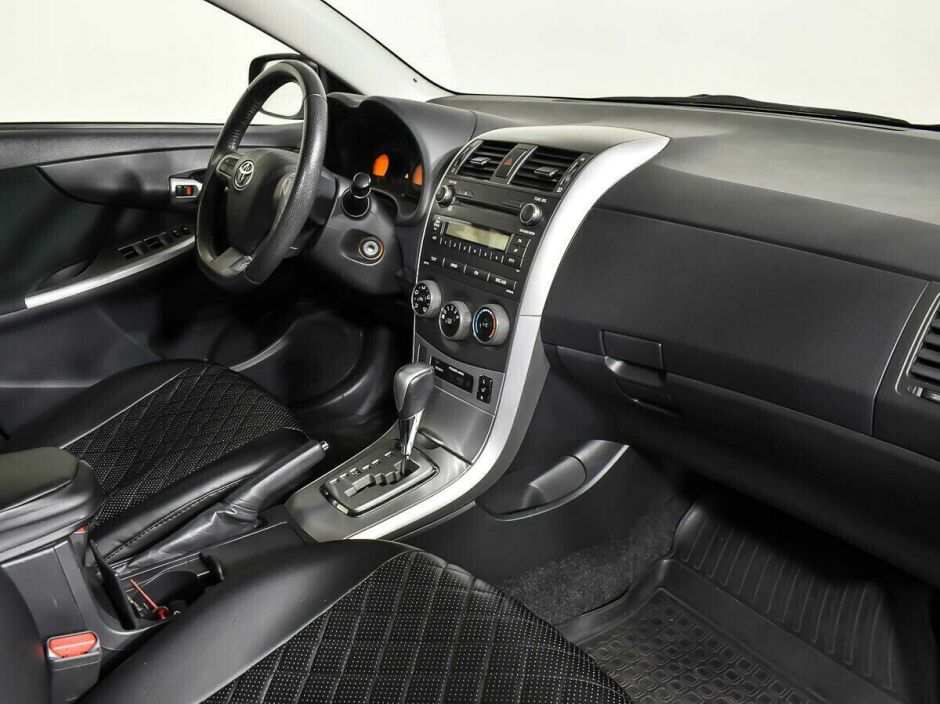 Toyota Corolla, 1.6 л, АТ, 2012 фото 8