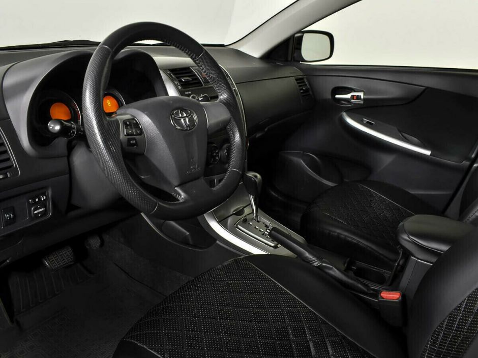 Toyota Corolla, 1.6 л, АТ, 2012 фото 2