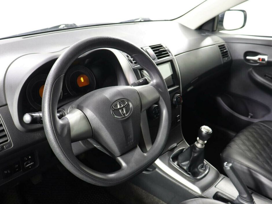 Toyota Corolla, 1.6 л, МТ, 2011 фото 7