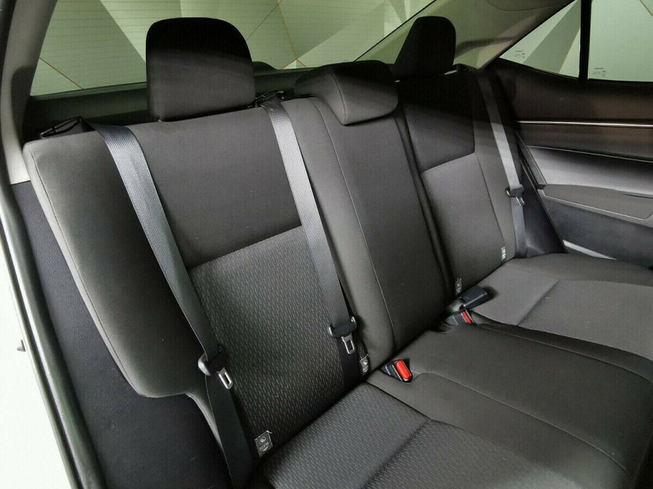 Toyota Corolla, 1.6 л, Вариатор, 2013 фото 8