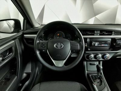 Toyota Corolla, 1.6 л, CVT, 2013 фото 1