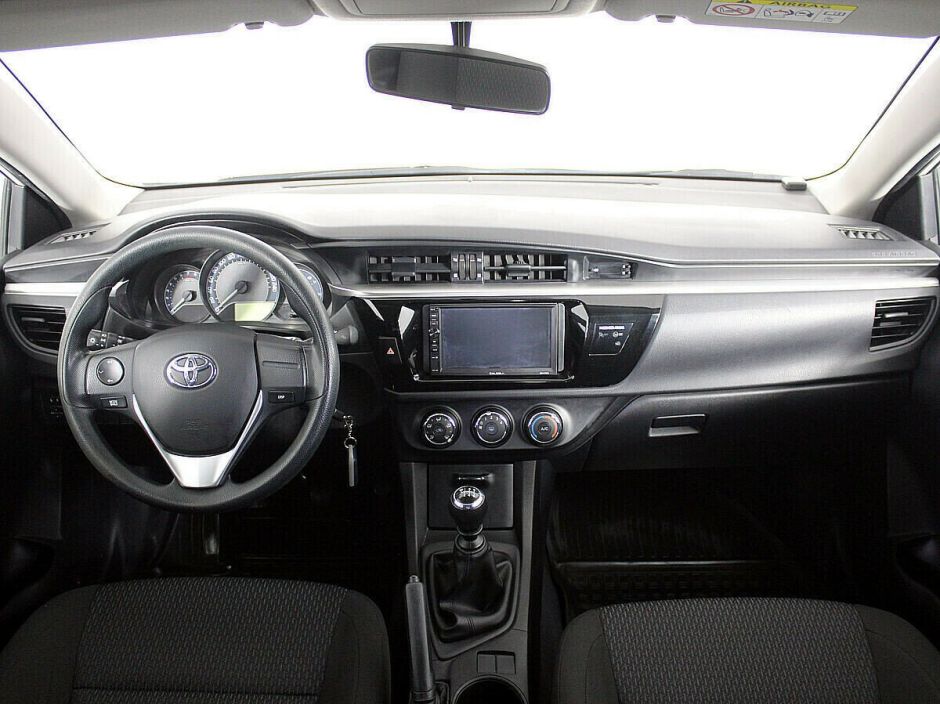 Toyota Corolla, 1.6 л, МТ, 2013 фото 7